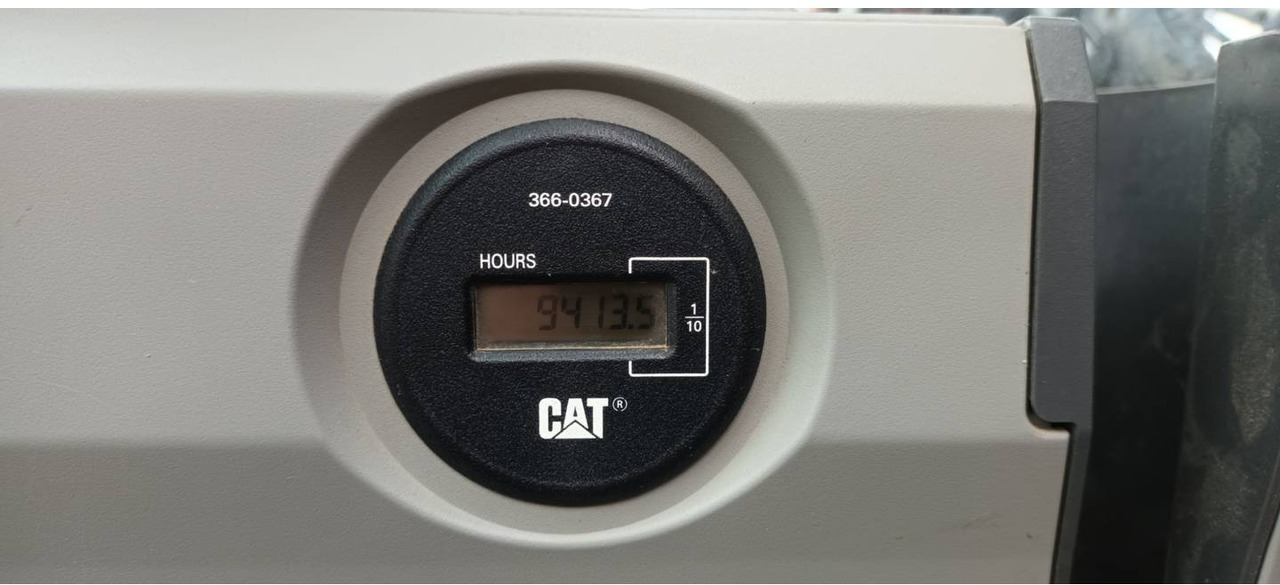 CAT 330F - Bager guseničar: slika 5 CAT 330F - Bager guseničar: slika 5