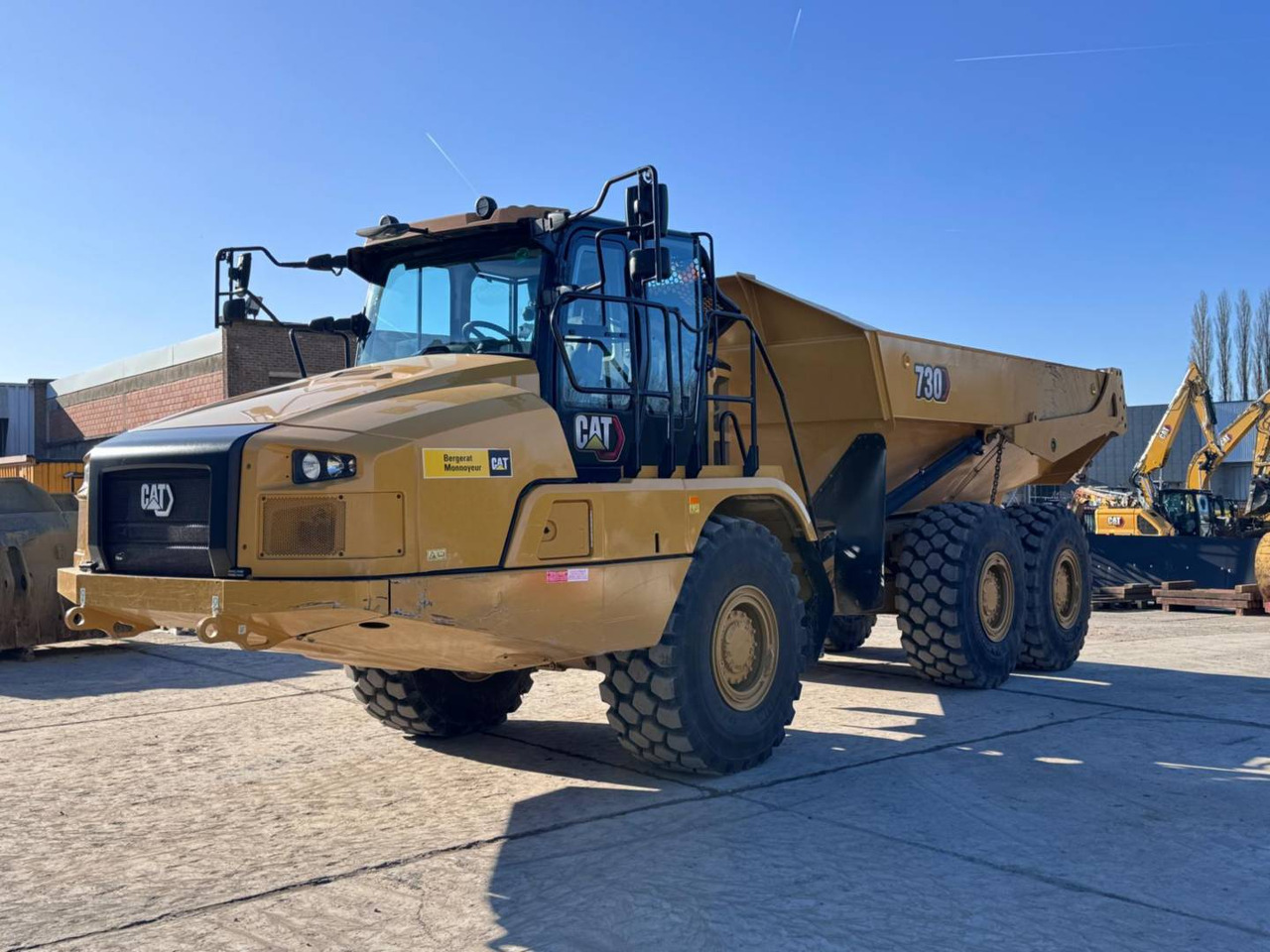 CAT 730-04 - Zglobni kiper: slika 1 CAT 730-04 - Zglobni kiper: slika 1