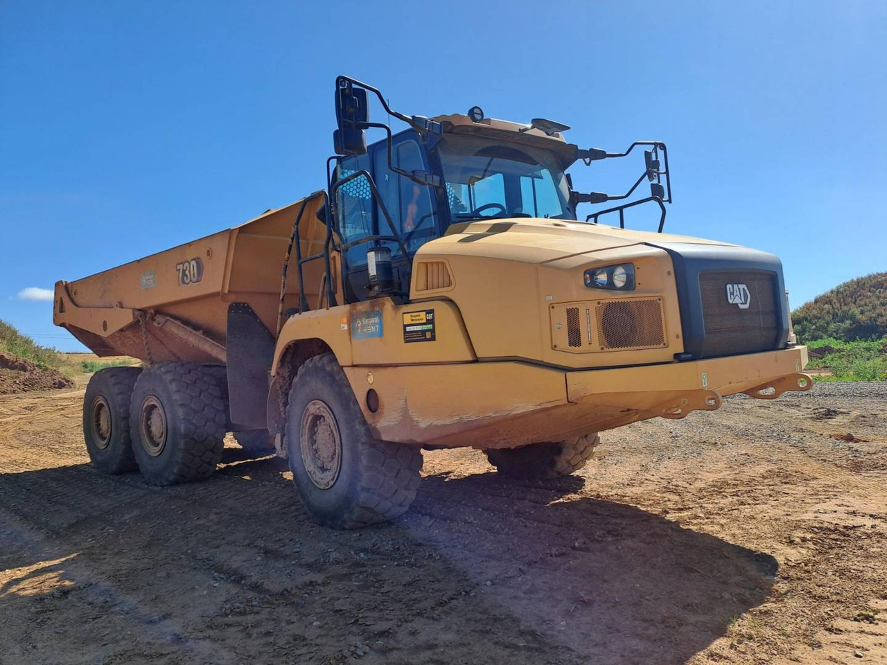 CAT 730 - Zglobni kiper: slika 2 CAT 730 - Zglobni kiper: slika 2