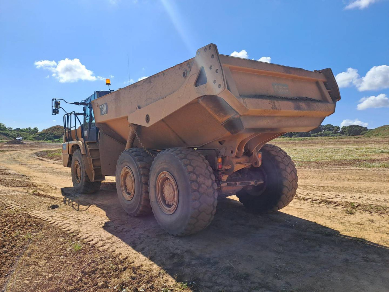 CAT 730 - Zglobni kiper: slika 4 CAT 730 - Zglobni kiper: slika 4