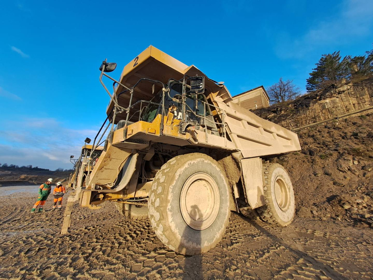 CAT 777G - Kiper sa krutom šasijom/ Kiper za kamen: slika 1 CAT 777G - Kiper sa krutom šasijom/ Kiper za kamen: slika 1