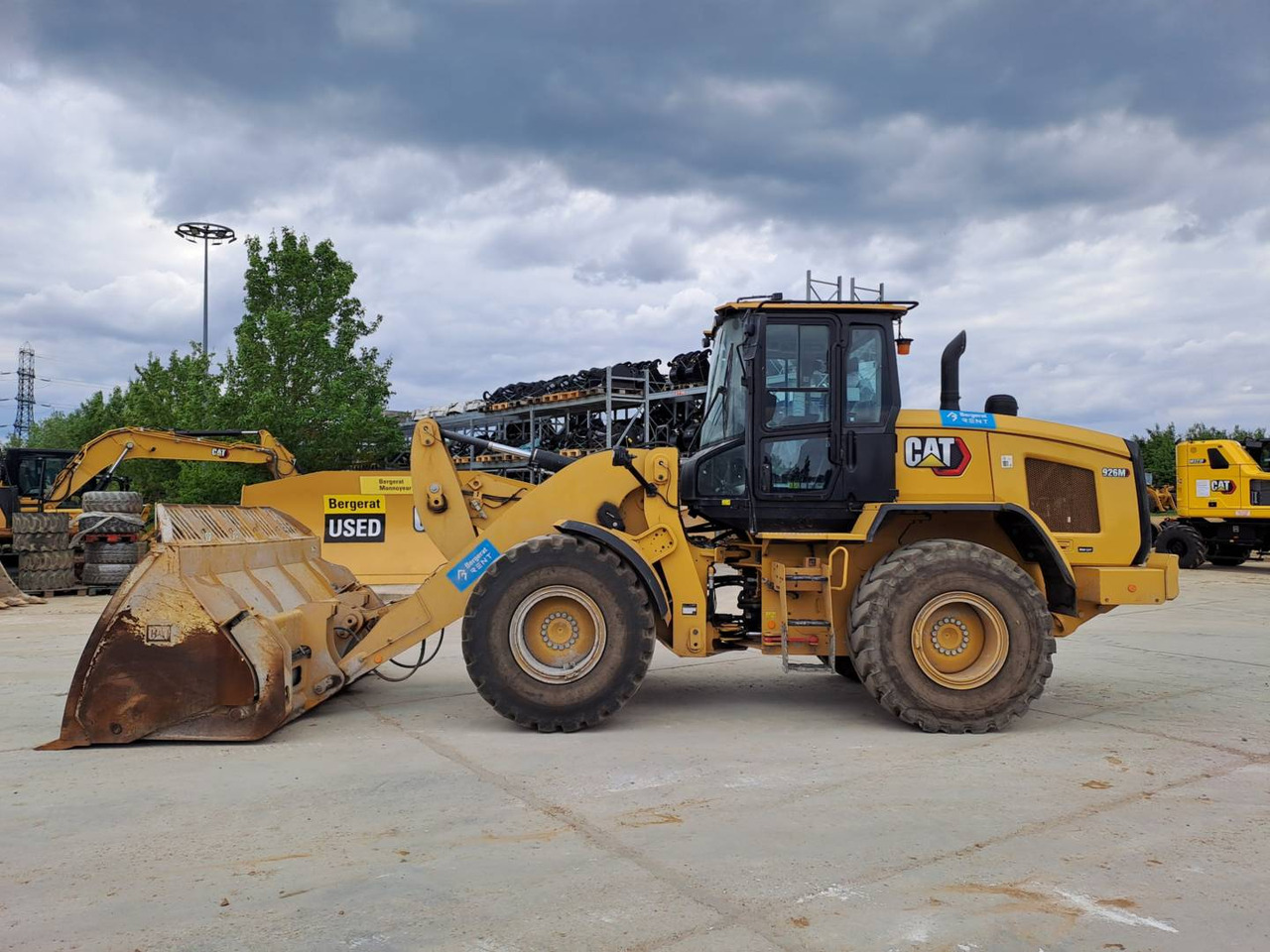 Utovarivač točkaš CAT 926M: slika 24