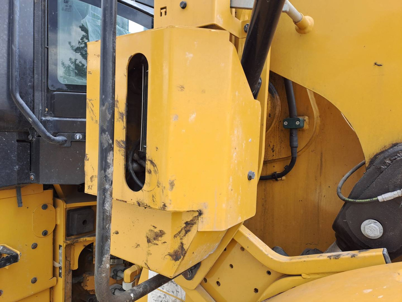 Utovarivač točkaš CAT 926M: slika 21