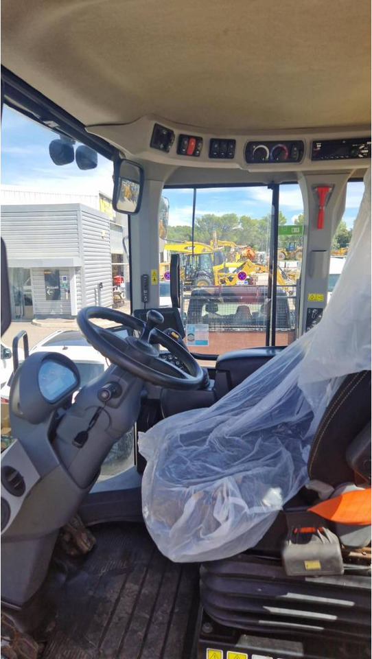 CAT 938M - Utovarivač točkaš: slika 3 CAT 938M - Utovarivač točkaš: slika 3