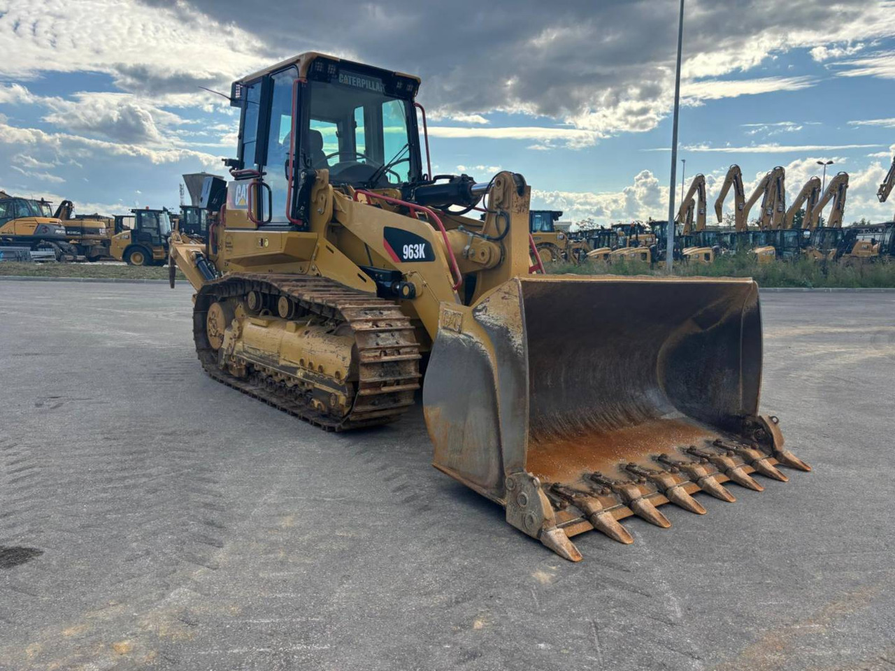 CAT 963K - Utovarivač guseničar: slika 2 CAT 963K - Utovarivač guseničar: slika 2