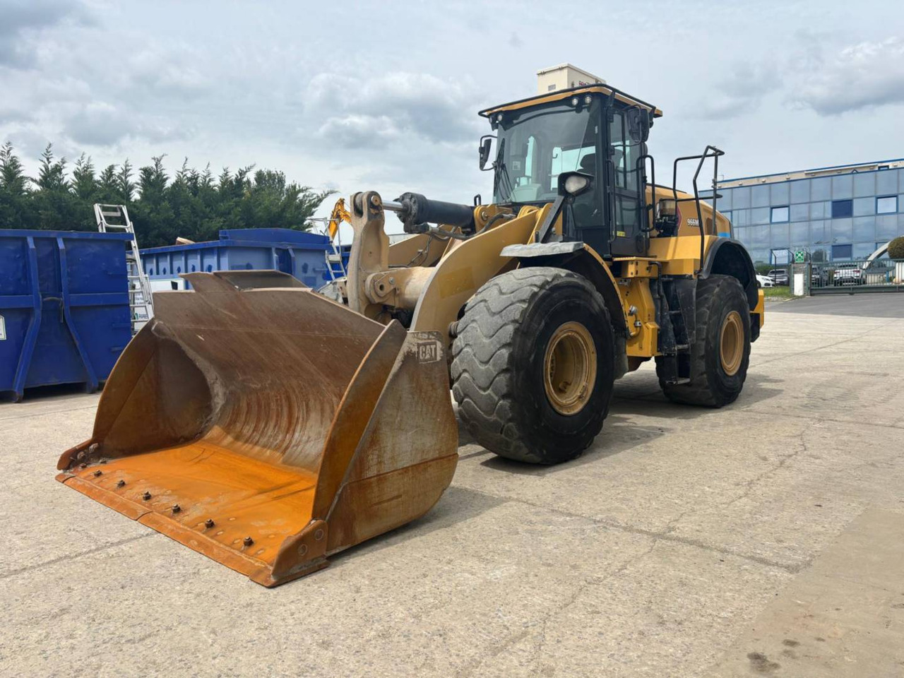 CAT 966M XE - Utovarivač točkaš: slika 2 CAT 966M XE - Utovarivač točkaš: slika 2