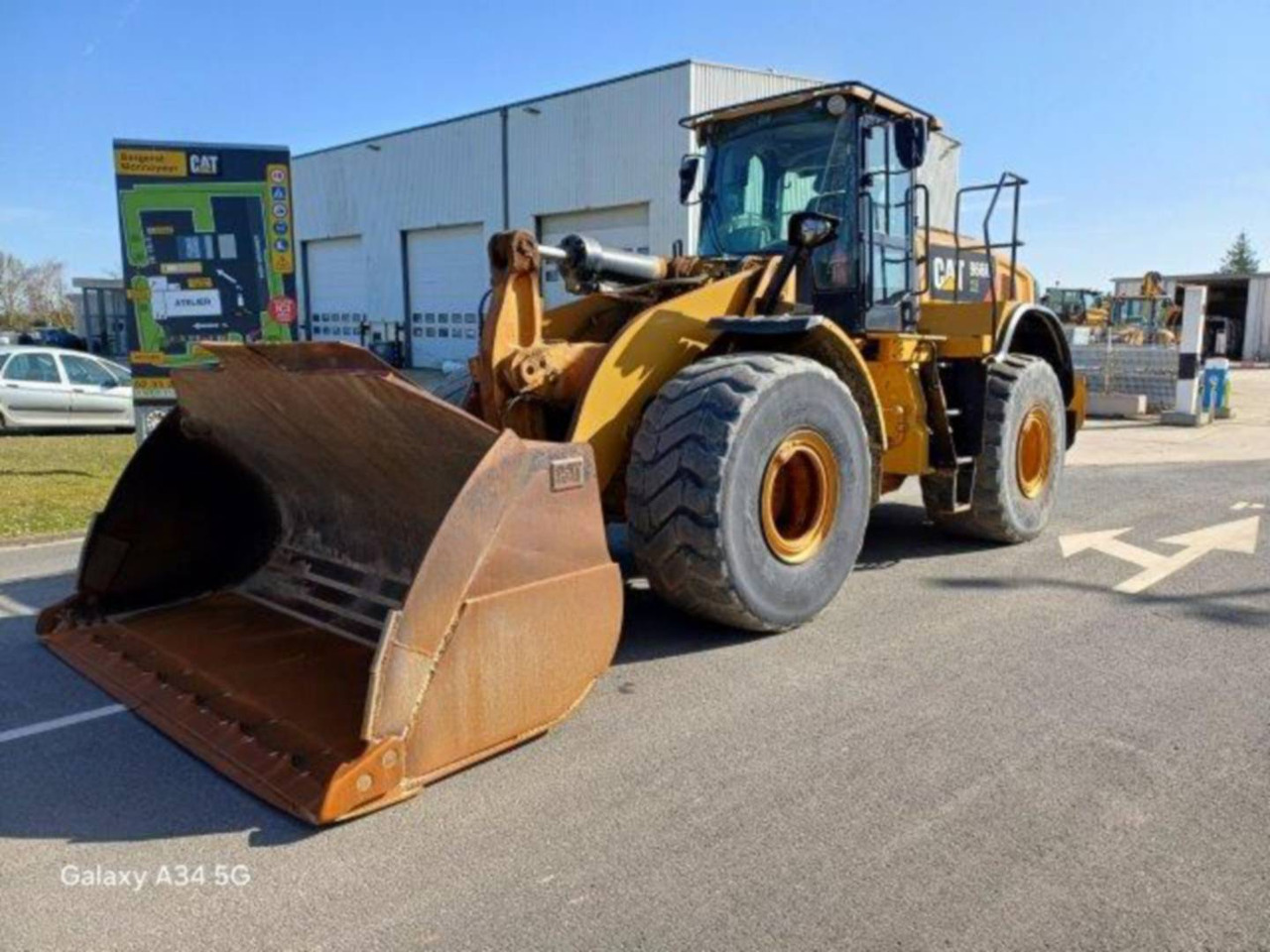 CAT 966M XE - Utovarivač točkaš: slika 2 CAT 966M XE - Utovarivač točkaš: slika 2