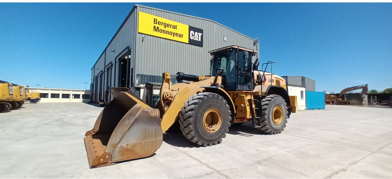 CAT 972 XE - Utovarivač točkaš: slika 1 CAT 972 XE - Utovarivač točkaš: slika 1