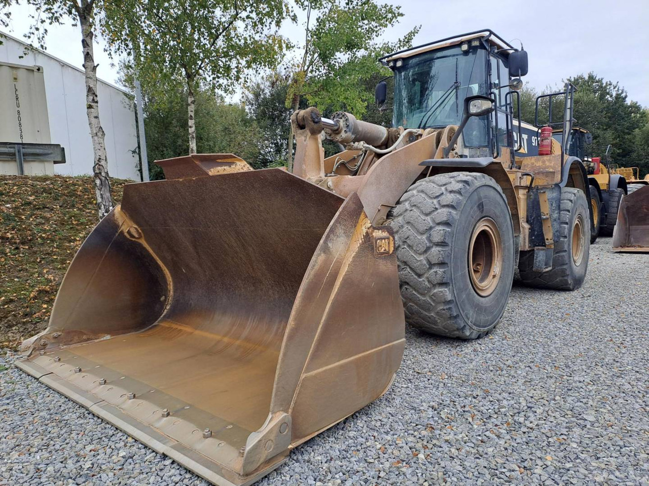 CAT 972K - Utovarivač točkaš: slika 1 CAT 972K - Utovarivač točkaš: slika 1