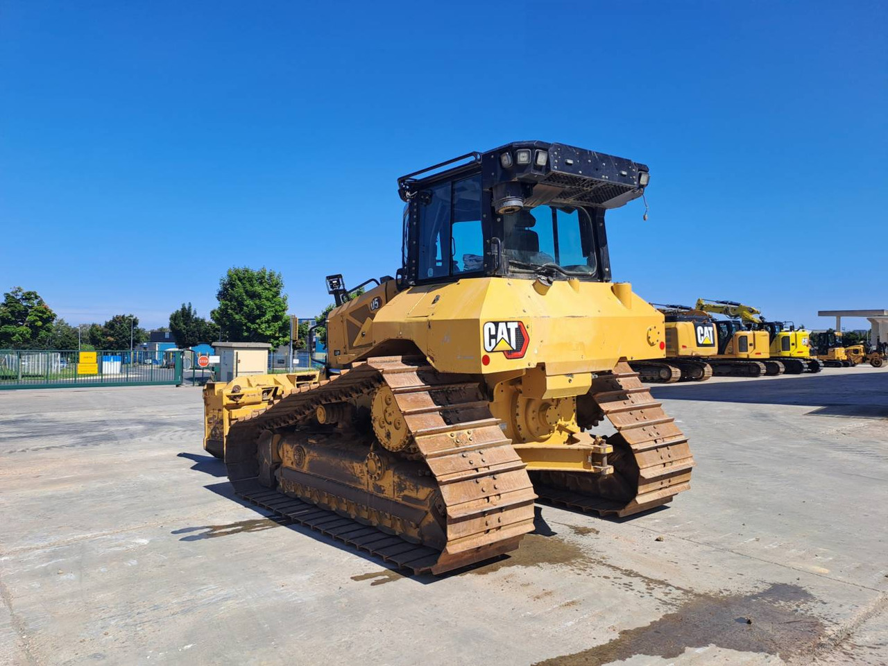CAT D5 - Buldožer: slika 4 CAT D5 - Buldožer: slika 4