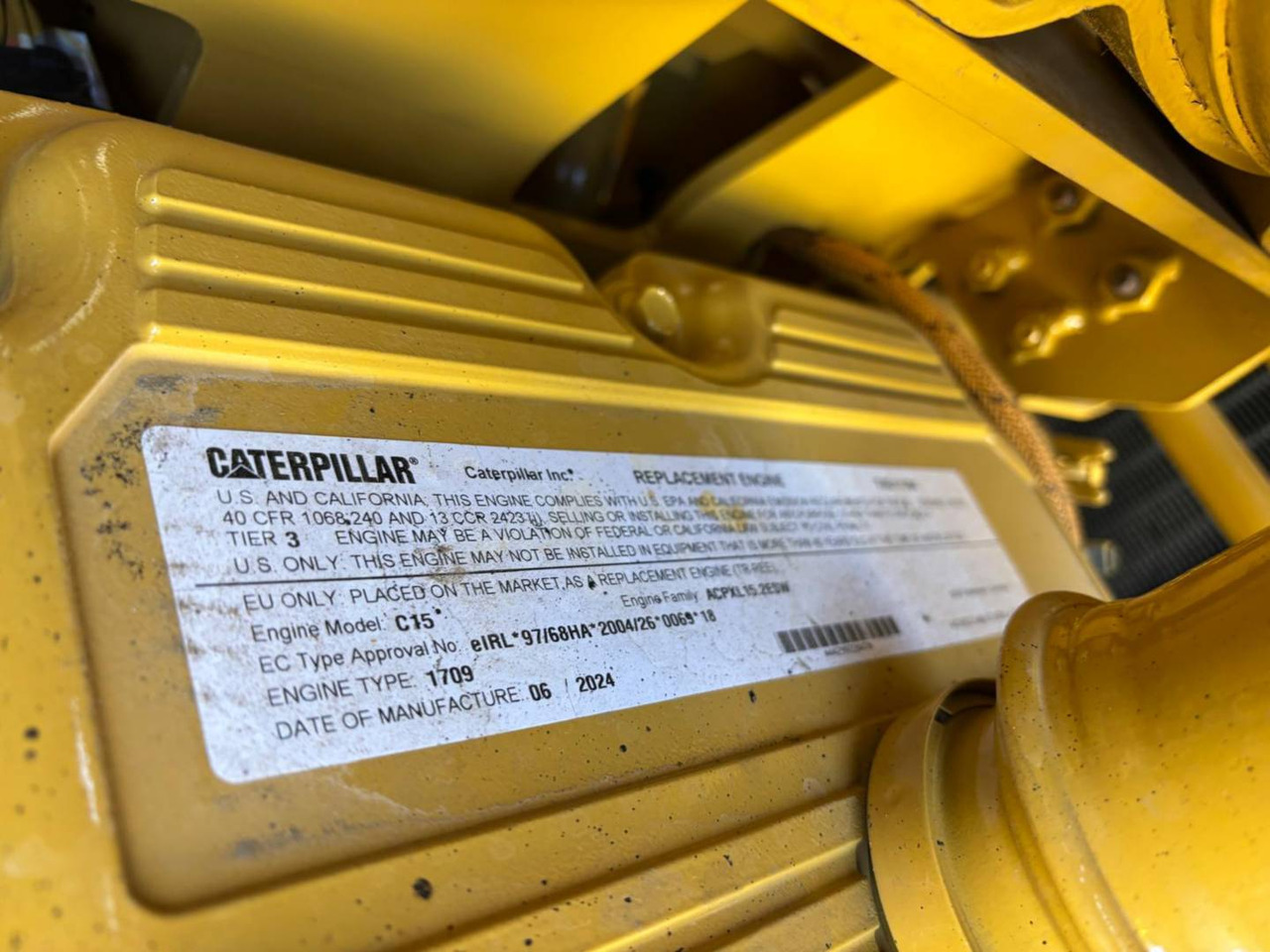 Buldožer CAT D8T: slika 7