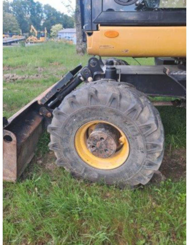 Bager točkaš CAT M315F IVC: slika 17