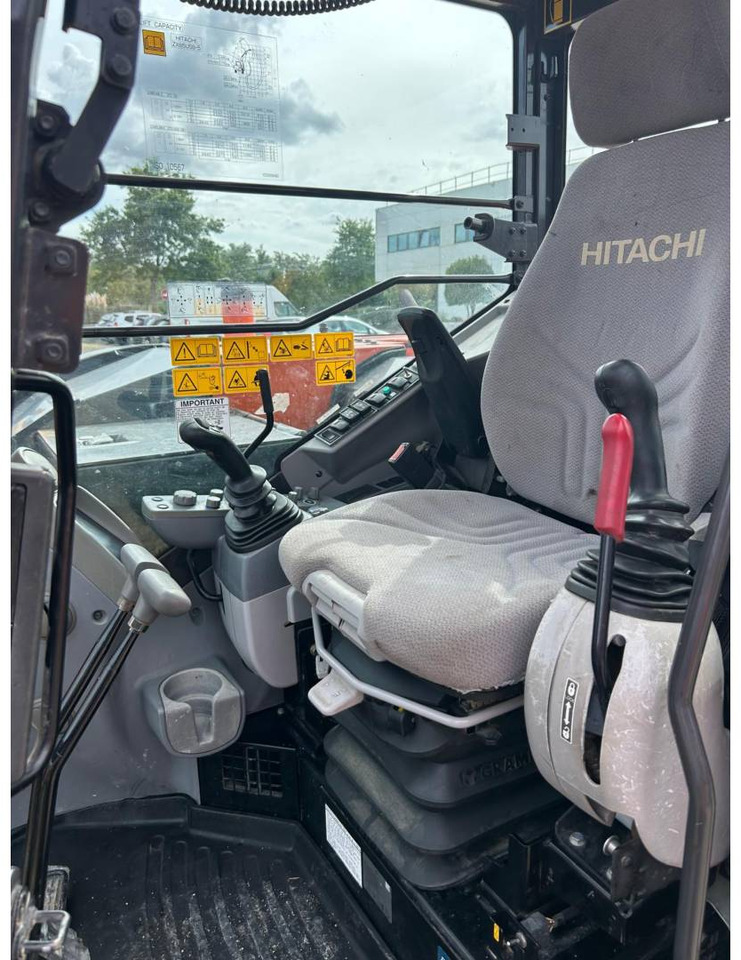 HITACHI ZAXIS85 - Utovarivač točkaš: slika 5 HITACHI ZAXIS85 - Utovarivač točkaš: slika 5
