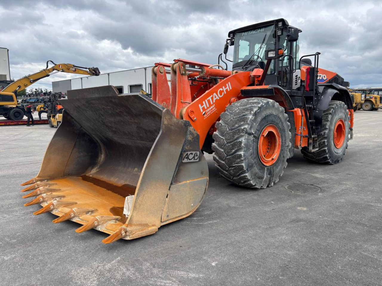 HITACHI ZW370.6 - Utovarivač točkaš: slika 2 HITACHI ZW370.6 - Utovarivač točkaš: slika 2