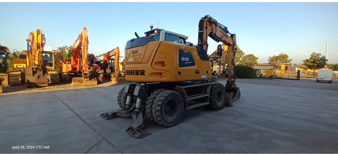 LIEBHERR A912 - Bager točkaš: slika 3 LIEBHERR A912 - Bager točkaš: slika 3