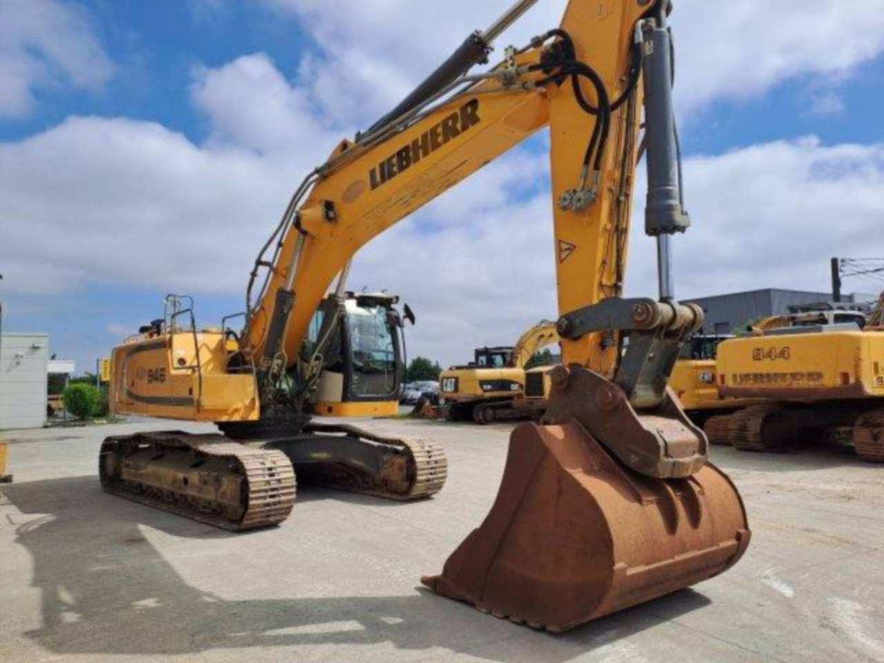 LIEBHERR R946 - Bager guseničar: slika 2 LIEBHERR R946 - Bager guseničar: slika 2