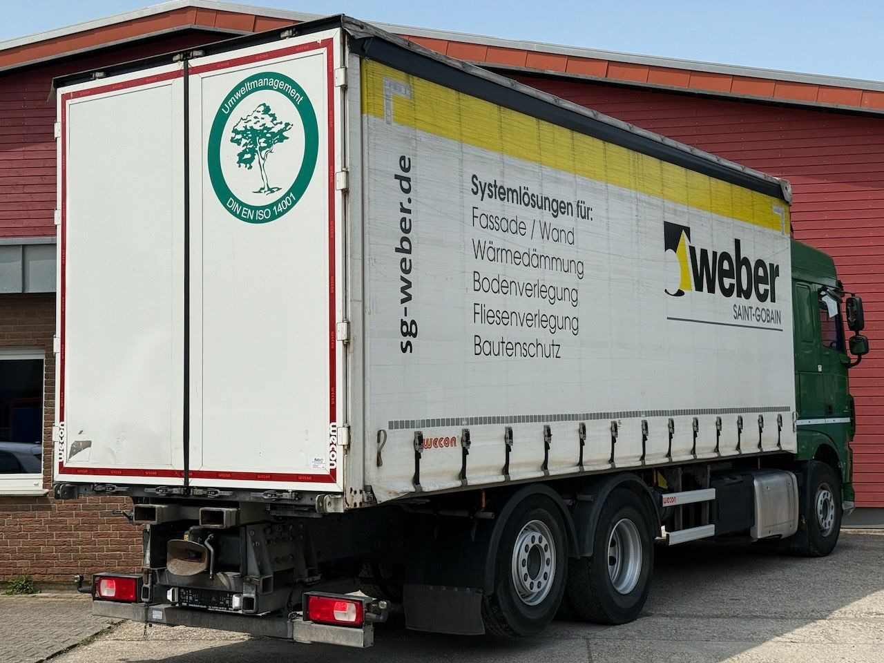 DAF XF 460 SpaceCab, Edscha, Lenkachse, Intarder - Kamion sa ceradom: slika 2 DAF XF 460 SpaceCab, Edscha, Lenkachse, Intarder - Kamion sa ceradom: slika 2
