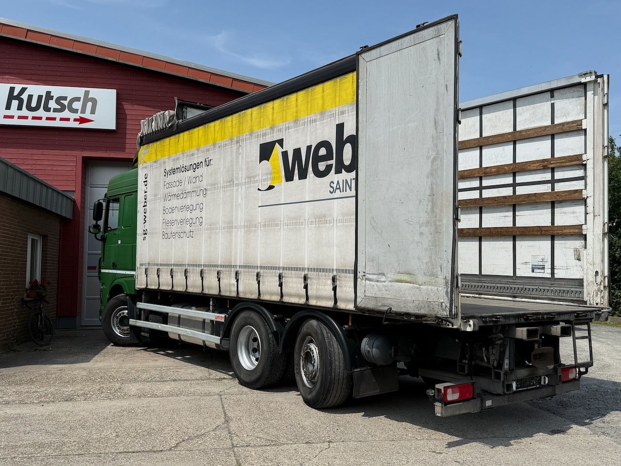 DAF XF 460 SpaceCab, Edscha, Lenkachse, Intarder - Kamion sa ceradom: slika 4 DAF XF 460 SpaceCab, Edscha, Lenkachse, Intarder - Kamion sa ceradom: slika 4