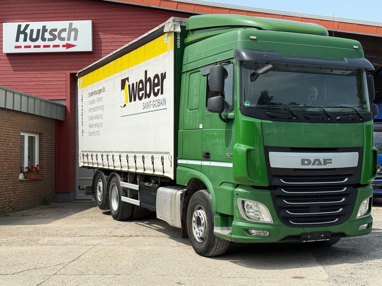 DAF XF 460 SpaceCab, Edscha, Lenkachse, Intarder - Kamion sa ceradom: slika 5 DAF XF 460 SpaceCab, Edscha, Lenkachse, Intarder - Kamion sa ceradom: slika 5