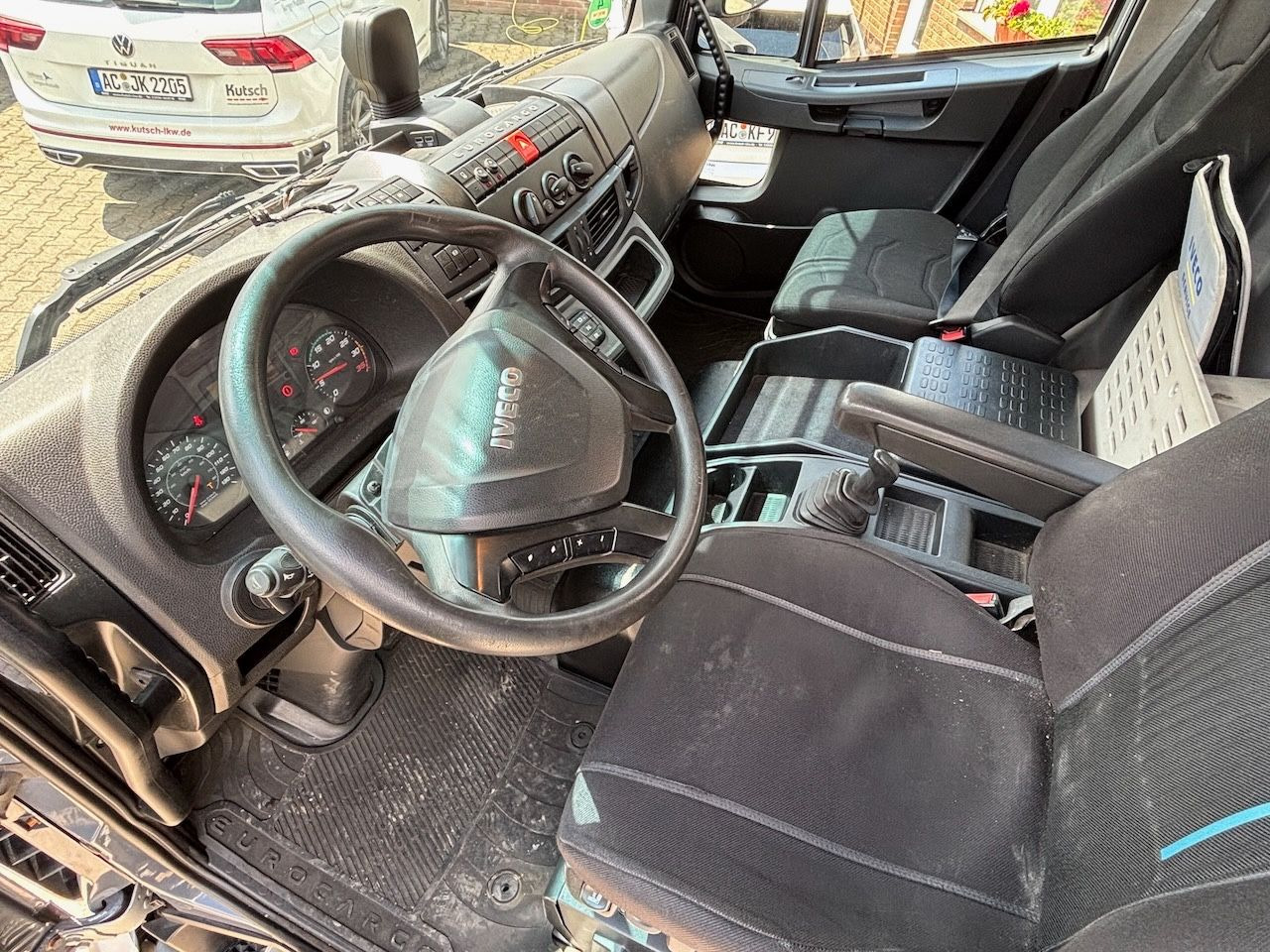 Iveco ML140E25 offene Pritsche, AHK - Kamion sa tovarnim sandukom: slika 5 Iveco ML140E25 offene Pritsche, AHK - Kamion sa tovarnim sandukom: slika 5