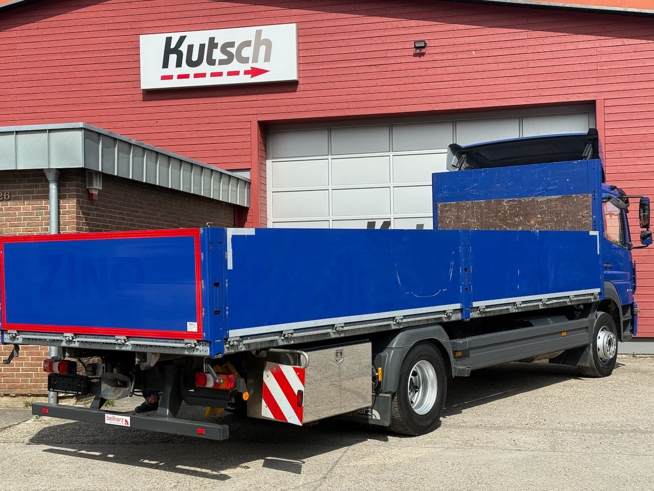 Mercedes-Benz MB Atego 1630L / 1530L offene Pritsche - Kamion sa tovarnim sandukom: slika 2 Mercedes-Benz MB Atego 1630L / 1530L offene Pritsche - Kamion sa tovarnim sandukom: slika 2