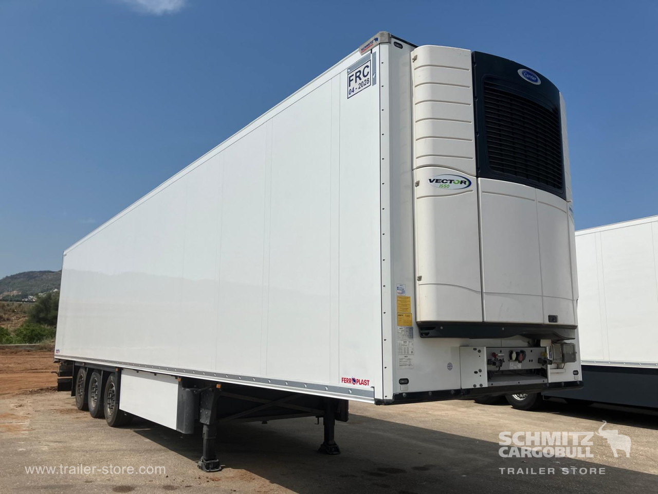 SCHMITZ Semiremolque Frigo Standard Double deck - Izotermička poluprikolica: slika 1 SCHMITZ Semiremolque Frigo Standard Double deck - Izotermička poluprikolica: slika 1