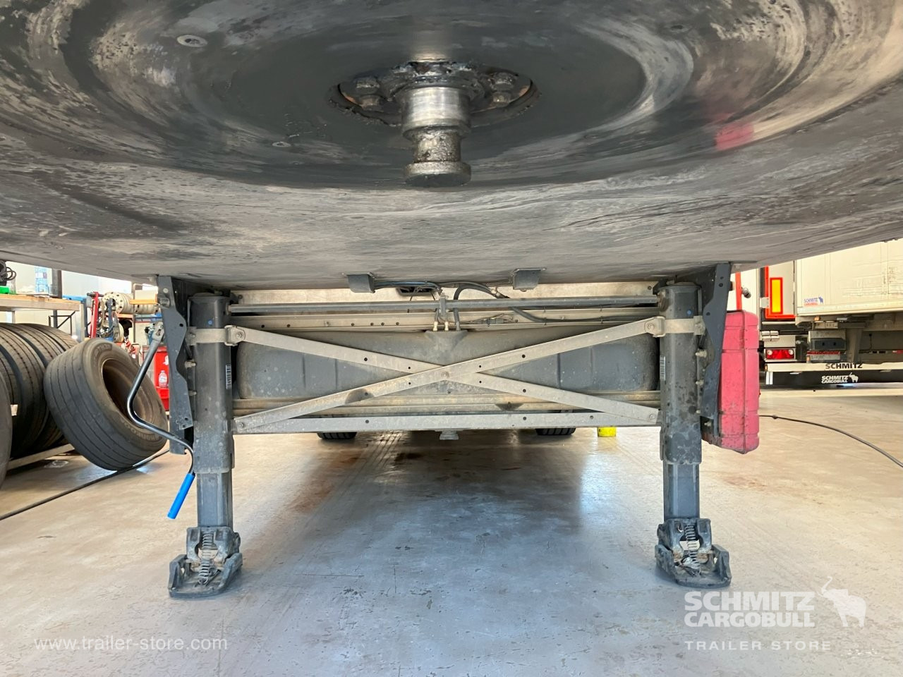 SCHMITZ Semiremolque Frigo Standard Double deck - Izotermička poluprikolica: slika 5 SCHMITZ Semiremolque Frigo Standard Double deck - Izotermička poluprikolica: slika 5