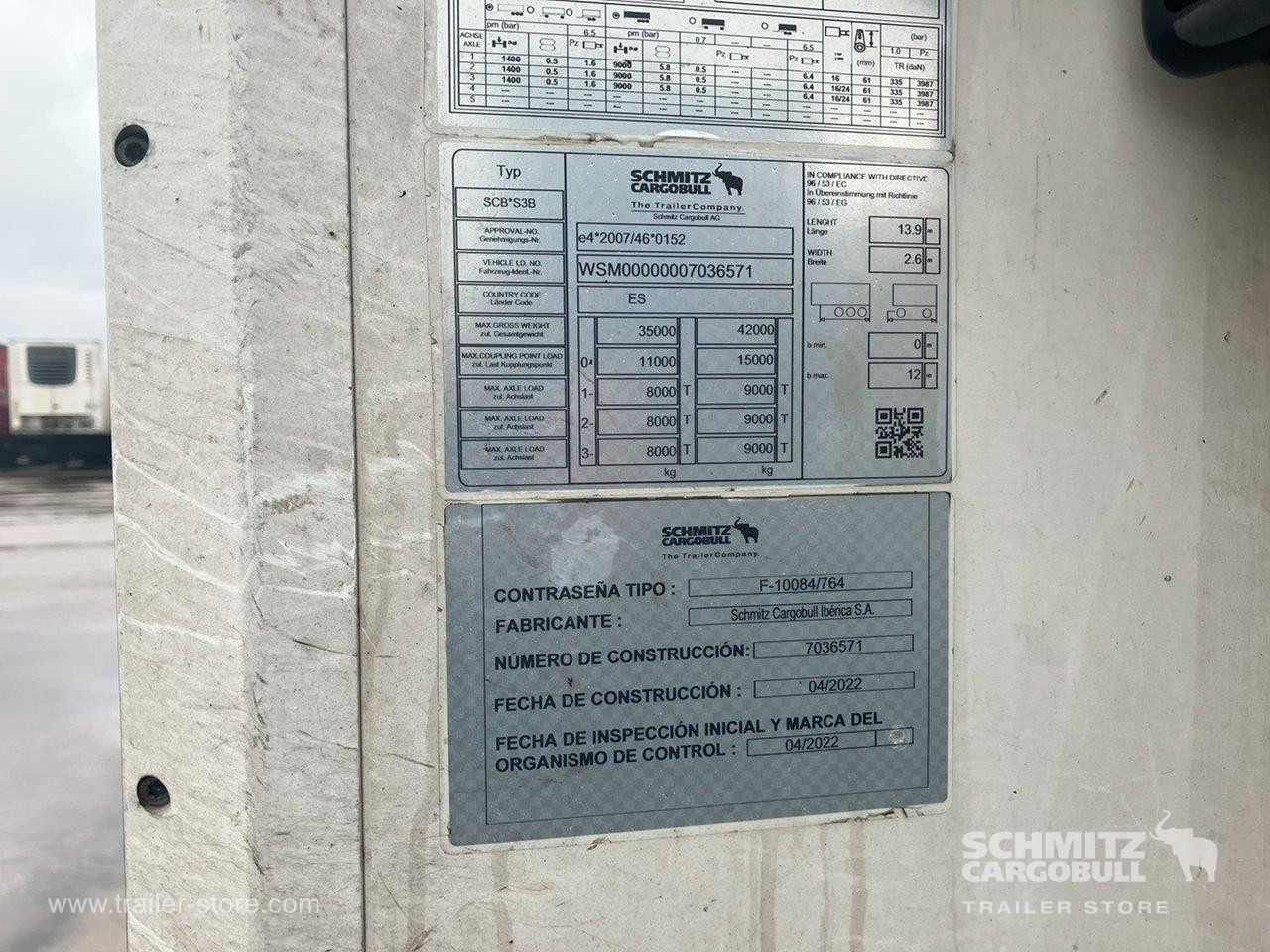 SCHMITZ Semiremolque Frigo Standard Double deck - Izotermička poluprikolica: slika 4 SCHMITZ Semiremolque Frigo Standard Double deck - Izotermička poluprikolica: slika 4