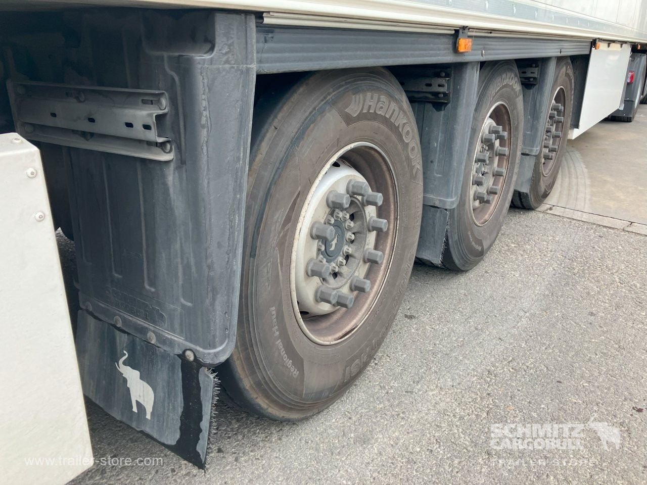 SCHMITZ Semiremolque Frigo Standard - Izotermička poluprikolica: slika 3 SCHMITZ Semiremolque Frigo Standard - Izotermička poluprikolica: slika 3