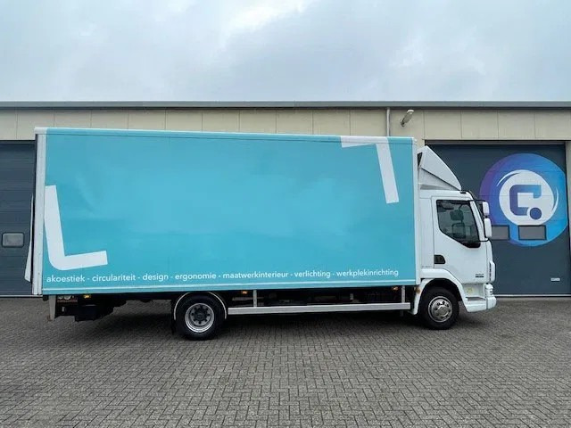 DAF LF 45 .180 4x2 Bakwagen - 12 Ton's - MANUAL - Airco - Year 2007 - Kamion sa zatvorenim sandukom: slika 5 DAF LF 45 .180 4x2 Bakwagen - 12 Ton's - MANUAL - Airco - Year 2007 - Kamion sa zatvorenim sandukom: slika 5
