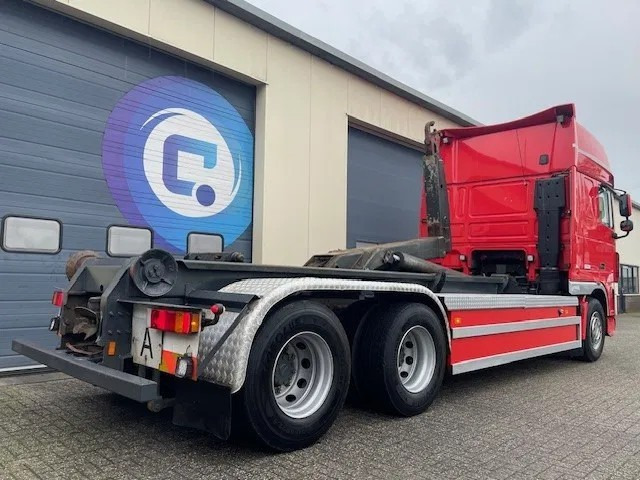 DAF XF 105 .460 FAS Euro 5 - Haakarmsysteem - Hooklift - Abrolkipper - Year 2006 - TUV 05-2025 - Kamion sa hidrauličnom kukom: slika 3 DAF XF 105 .460 FAS Euro 5 - Haakarmsysteem - Hooklift - Abrolkipper - Year 2006 - TUV 05-2025 - Kamion sa hidrauličnom kukom: slika 3