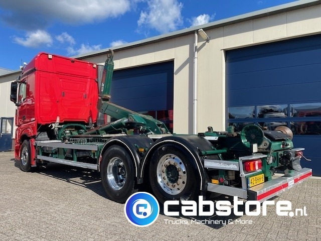 Mercedes-Benz ACTROS 2542 6x2 Euro 6 - HIAB-Multilift 26 Ton's Haakarmsysteem - Containerlift -Bouwjaar 2016 - Km 544.497 - Kamion sa hidrauličnom kukom: slika 4 Mercedes-Benz ACTROS 2542 6x2 Euro 6 - HIAB-Multilift 26 Ton's Haakarmsysteem - Containerlift -Bouwjaar 2016 - Km 544.497 - Kamion sa hidrauličnom kukom: slika 4