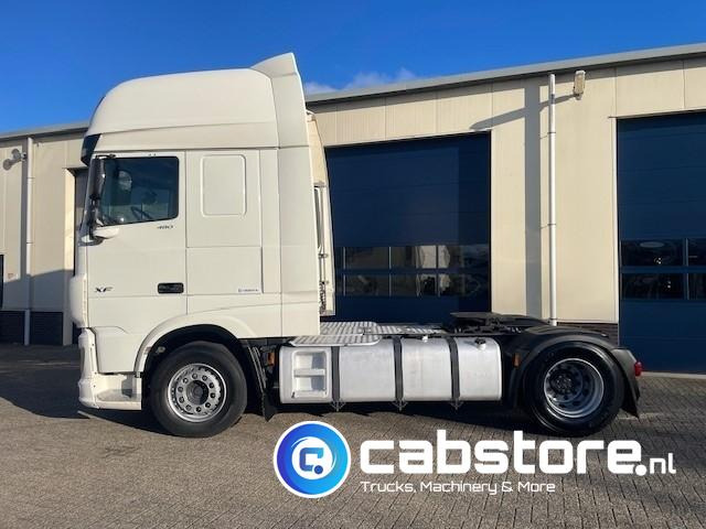DAF XF 480 FT Euro 6 - Km 462.805 - Bouwjaar 2018 - SCC - Smart Tacho - PTO voorbereid - Good condition! - Tegljač: slika 5 DAF XF 480 FT Euro 6 - Km 462.805 - Bouwjaar 2018 - SCC - Smart Tacho - PTO voorbereid - Good condition! - Tegljač: slika 5