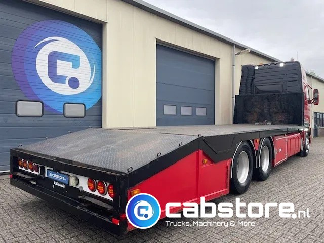 Volvo FH 12.460 6x2R Euro 3 - Oprijwagen - Machinetransporter - Year 2002 - APK tot 11-2025 - MANUAL - NL Truck - Kamion za prevoz automobila: slika 5 Volvo FH 12.460 6x2R Euro 3 - Oprijwagen - Machinetransporter - Year 2002 - APK tot 11-2025 - MANUAL - NL Truck - Kamion za prevoz automobila: slika 5