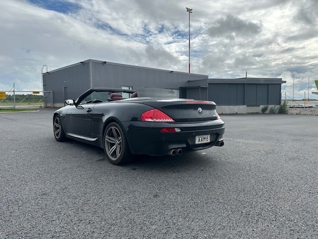 BMW M6 - Automobil: slika 2 BMW M6 - Automobil: slika 2
