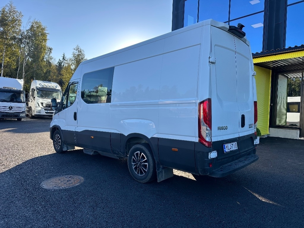 Iveco Daily 35S14 CNG A8 Huom! 6hlö PAKETTIAUTO  Iveco Daily 35S14 CNG A8 Huom! 6hlö PAKETTIAUTO: slika 6