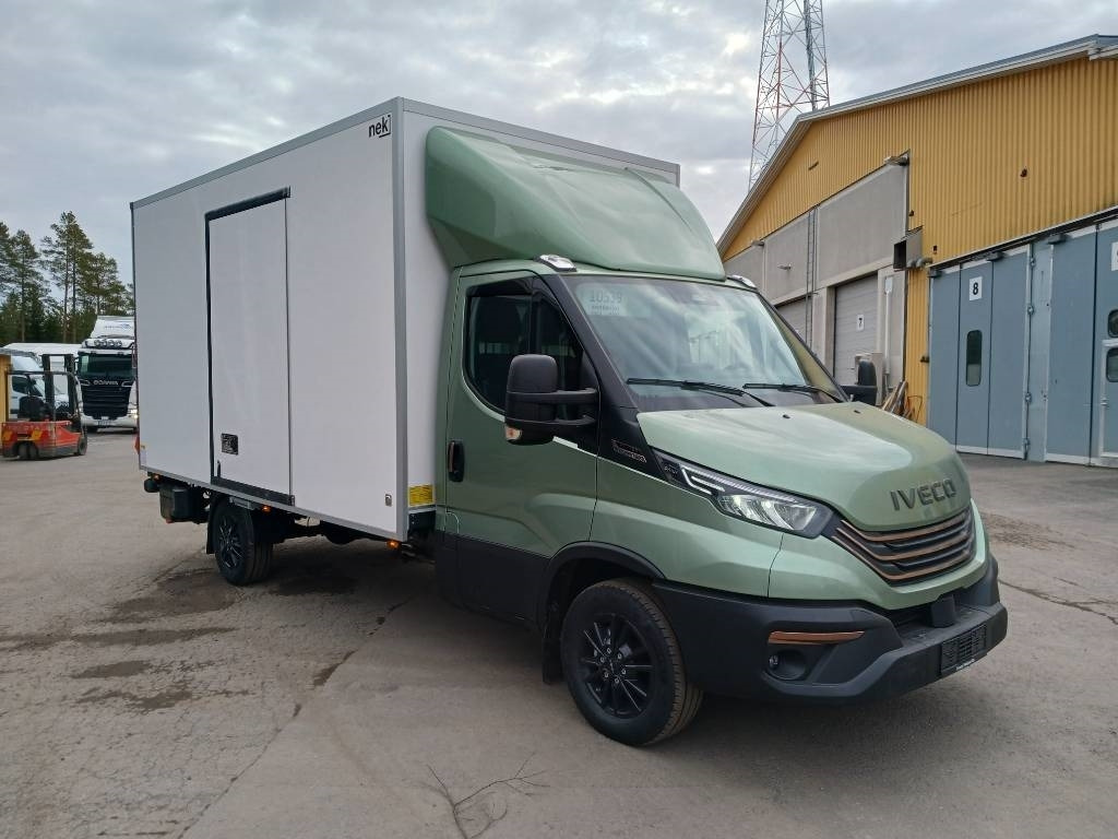 Iveco Daily 35S18A8 - Furgon: slika 2 Iveco Daily 35S18A8 - Furgon: slika 2