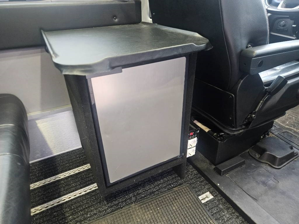 Furgon Iveco Daily 35S21A8 5hlö retkis: slika 9 Furgon Iveco Daily 35S21A8 5hlö retkis: slika 9