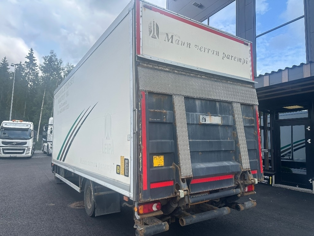 Iveco Eurocargo 100 E22  - Kamion sa zatvorenim sandukom: slika 4 Iveco Eurocargo 100 E22  - Kamion sa zatvorenim sandukom: slika 4