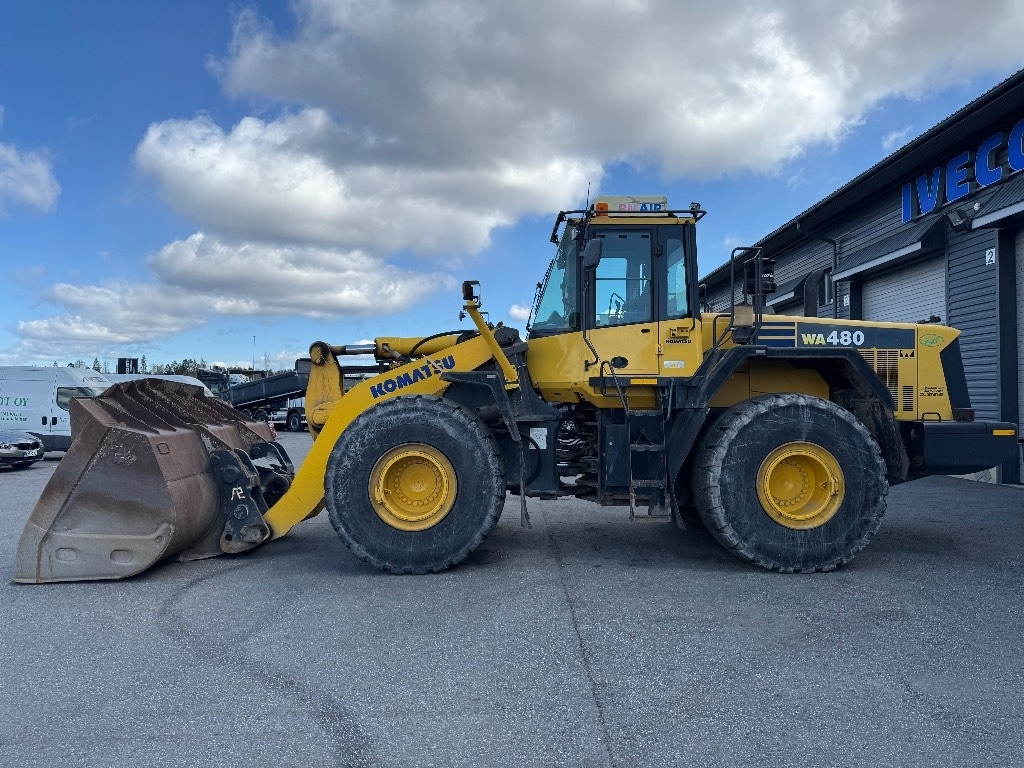 Komatsu WA 480 - Utovarivač točkaš: slika 2 Komatsu WA 480 - Utovarivač točkaš: slika 2