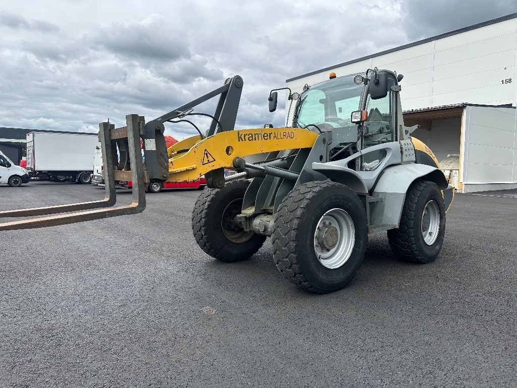 Kramer-allrad 880 4x4 - Zglobni utovarivač: slika 1 Kramer-allrad 880 4x4 - Zglobni utovarivač: slika 1