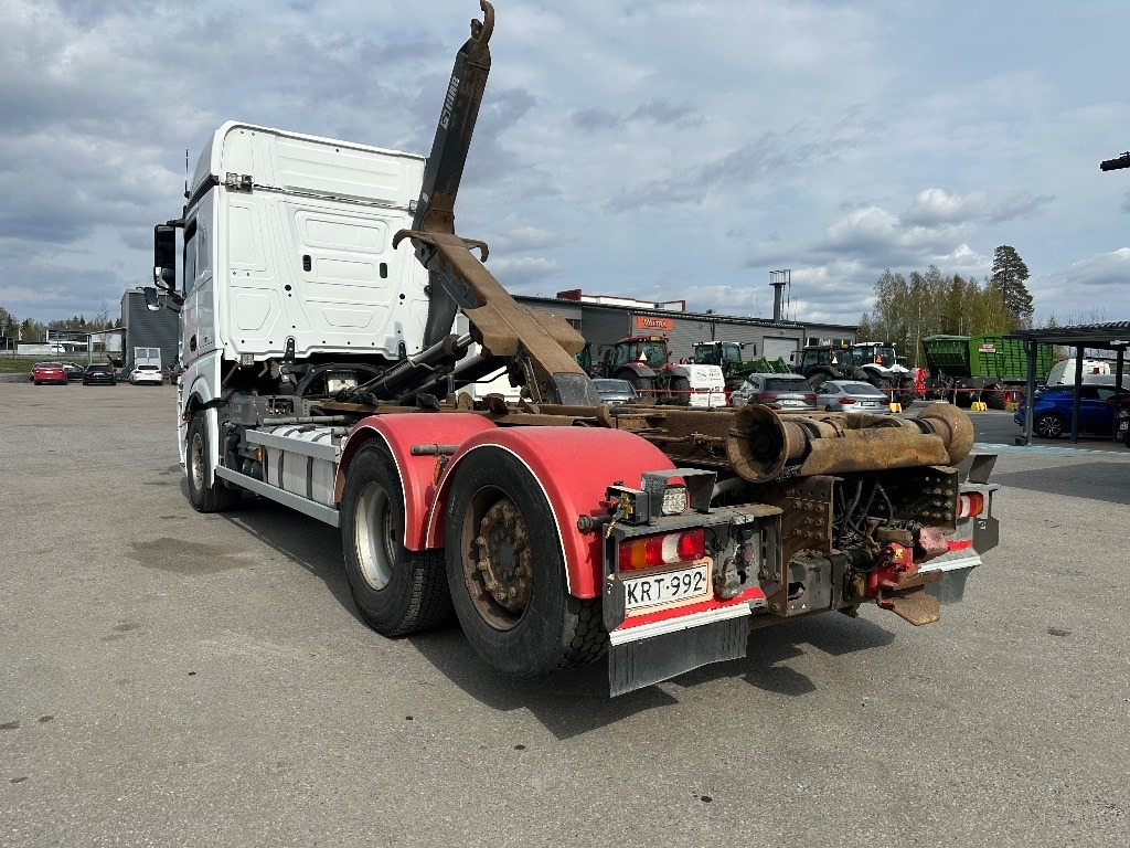 Mercedes-Benz Actros 2551 6x2*4 - Kamion sa hidrauličnom kukom: slika 5 Mercedes-Benz Actros 2551 6x2*4 - Kamion sa hidrauličnom kukom: slika 5