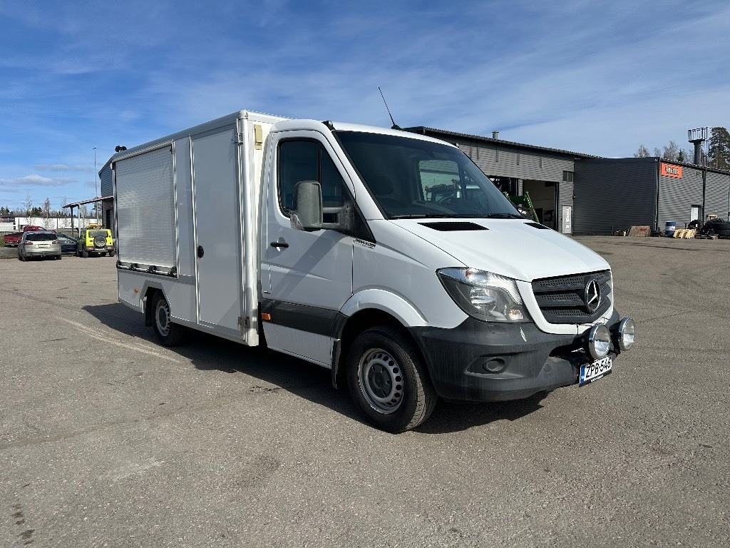 Mercedes-Benz Sprinter 316 Huoltoauto - Dostavno vozilo sa zatvorenim sandukom: slika 2 Mercedes-Benz Sprinter 316 Huoltoauto - Dostavno vozilo sa zatvorenim sandukom: slika 2