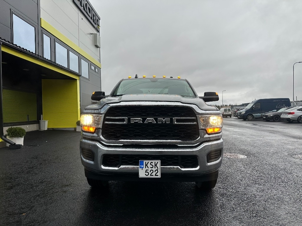 RAM 2500 Tradesman - Pikap: slika 2 RAM 2500 Tradesman - Pikap: slika 2