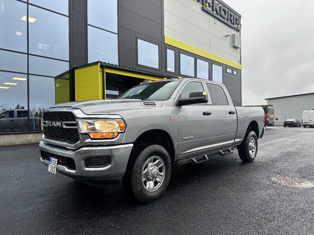 RAM 2500 Tradesman - Pikap: slika 1 RAM 2500 Tradesman - Pikap: slika 1