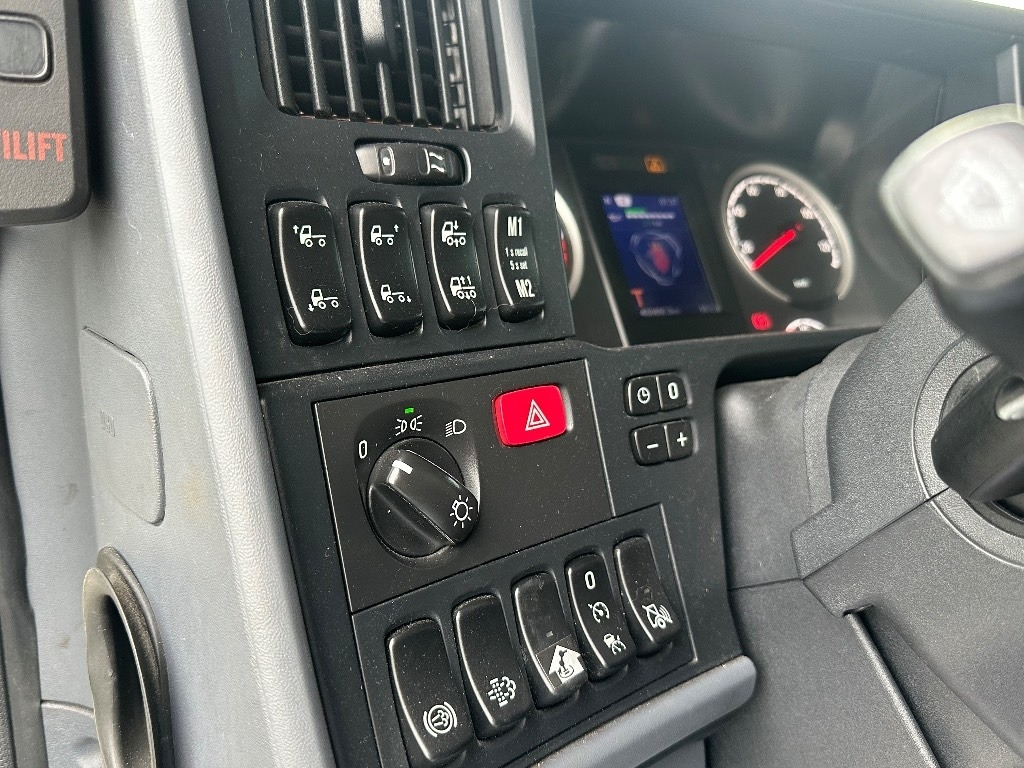 Kamion sa dizalicom Scania G450 6x2*4 HMF 2120: slika 23