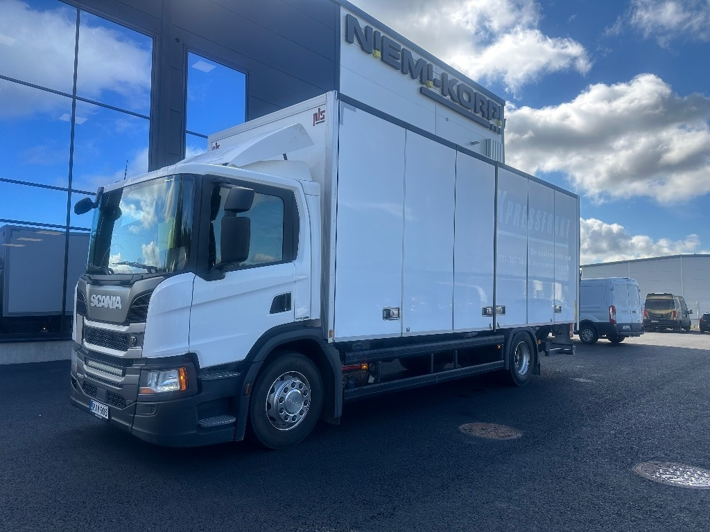 Scania P250  - Kamion sa zatvorenim sandukom: slika 1 Scania P250  - Kamion sa zatvorenim sandukom: slika 1