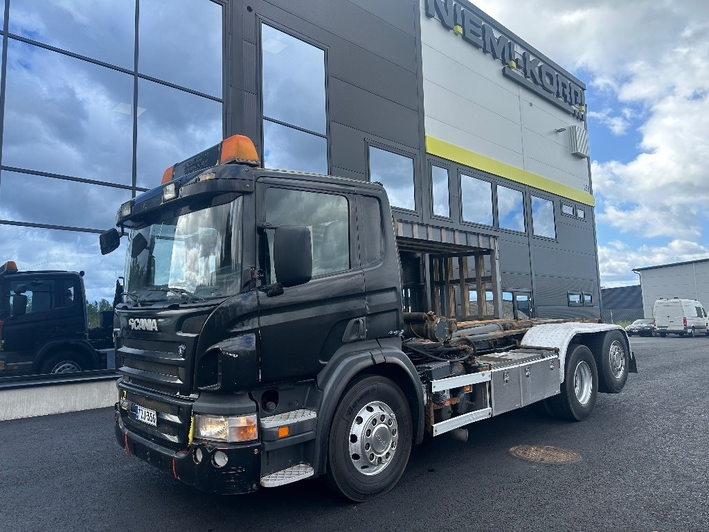 Scania P420 6x2*4 - Kamion sa hidrauličnom kukom: slika 1 Scania P420 6x2*4 - Kamion sa hidrauličnom kukom: slika 1