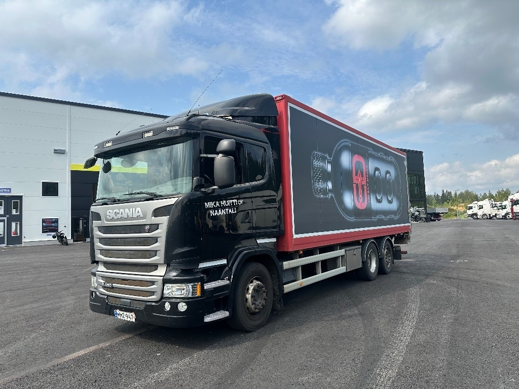 Scania R 450 - Kamion sa zatvorenim sandukom: slika 2 Scania R 450 - Kamion sa zatvorenim sandukom: slika 2