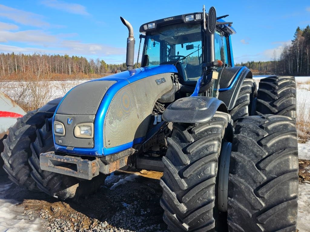 Valtra T 171 - Traktor: slika 2 Valtra T 171 - Traktor: slika 2